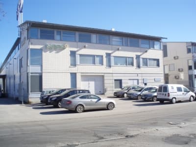 Konalan teollisuushallin toimistorakennus